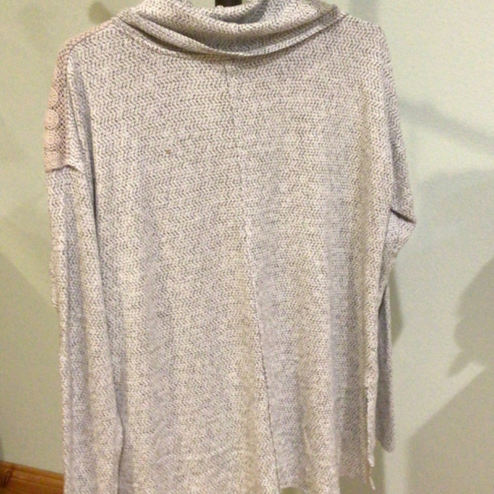 Knox Rose shirt - Picture 4 of 4